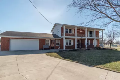 603 E Main St, Anna, OH 45302 photo 2