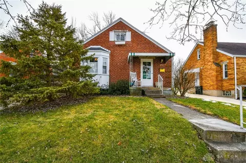 430 Claranna Ave, Oakwood, OH 45419