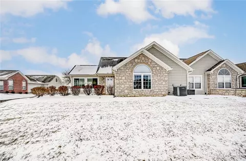 5135 Crescent Ridge Dr, Clayton, OH 45315