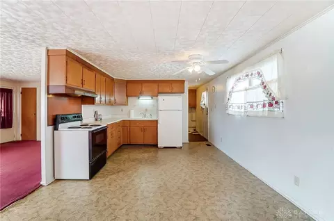 6 E Auburn Ave, Springfield, OH 45506 photo 14