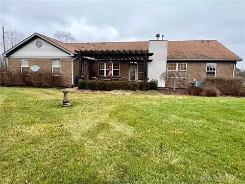 815 W Eva Cir, Springfield, OH 45504 photo 34