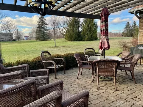 815 W Eva Cir, Springfield, OH 45504 photo 31