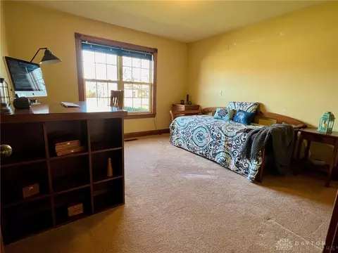 815 W Eva Cir, Springfield, OH 45504 photo 28