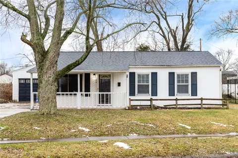 64 Erie Ave, Fairborn, OH 45324