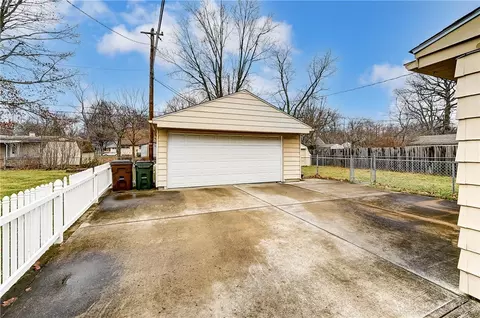1013 Tabor Ave, Kettering, OH 45420 photo 35