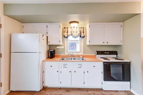 1013 Tabor Ave, Kettering, OH 45420 photo 16