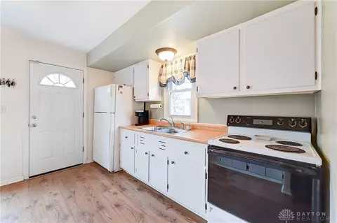 1013 Tabor Ave, Kettering, OH 45420 photo 17