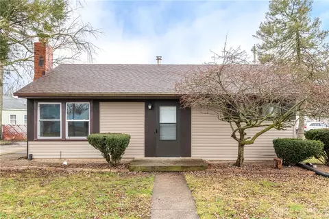2019 Sweetbriar Ln, Springfield, OH 45505 photo 2