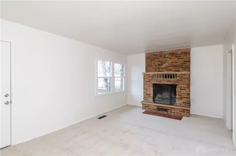2019 Sweetbriar Ln, Springfield, OH 45505 photo 4