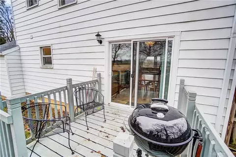 Exterior - 3435 Troy Rd, Springfield, OH 45504 photo 6 of 11