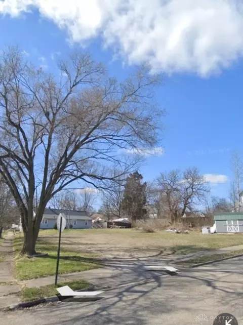 605 S Hubert Ave, Springfield, OH 45505 photo 2