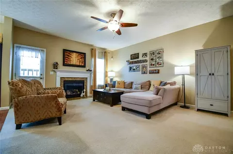 2260 E Murphy Ln, Troy, OH 45373 photo 9