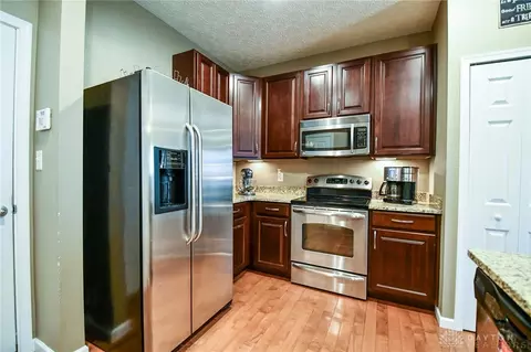 2260 E Murphy Ln, Troy, OH 45373 photo 14