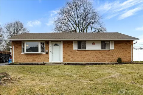 1864 Bordeaux Dr, Fairborn, OH 45324