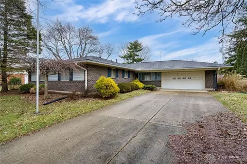 5512 Tyronda Ln, Centerville, OH 45429