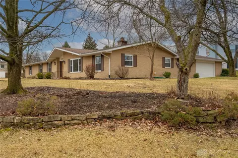 1631 Hillside Dr, Dayton, OH 45432