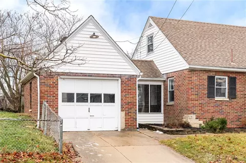 2904 Hilton Dr, Kettering, OH 45409 photo 16