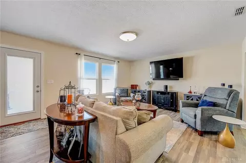 1884 Erika Dr, Springfield, OH 45503 photo 8