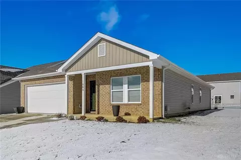 1884 Erika Dr, Springfield, OH 45503 photo 4