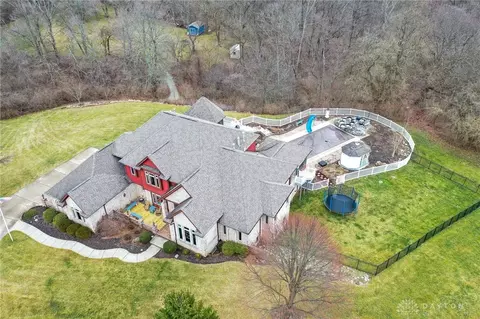 2638 River Bluff Dr, Spring Valley, OH 45370 photo 2