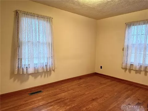528 E 4th St, Franklin, OH 45005 photo 12