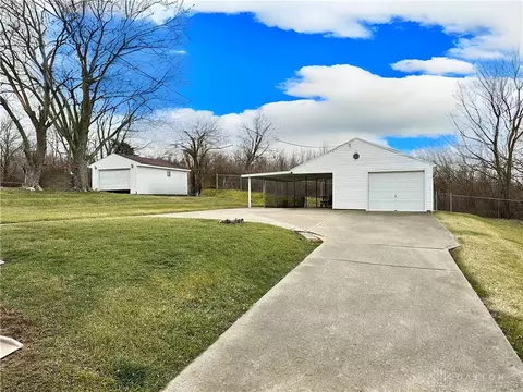 528 E 4th St, Franklin, OH 45005 photo 3