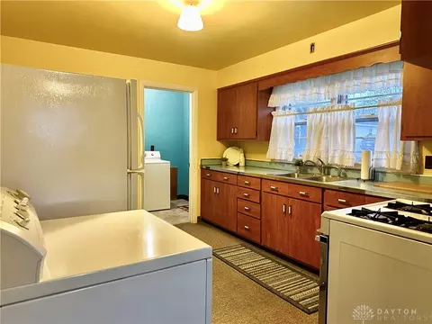 528 E 4th St, Franklin, OH 45005 photo 9