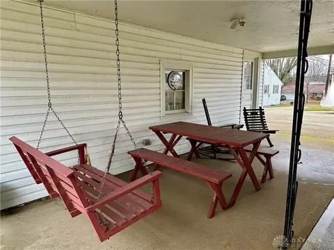 528 E 4th St, Franklin, OH 45005 photo 4