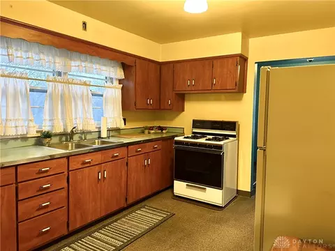 528 E 4th St, Franklin, OH 45005 photo 10