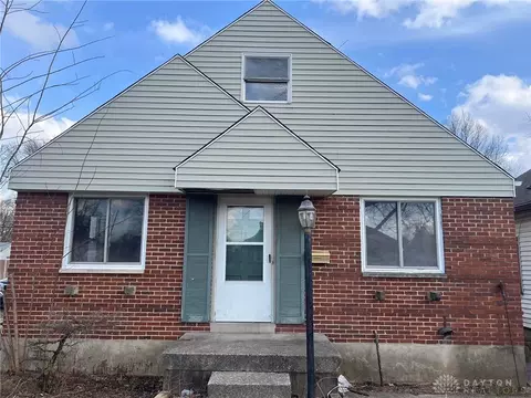2800 Ferncliff Ave, Dayton, OH 45420