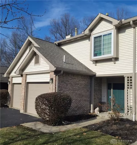 8517 Timber Park Dr, Dayton, OH 45458