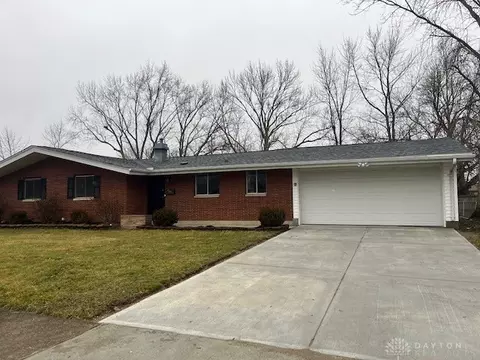 717 N Eppington Dr, Dayton, OH 45426