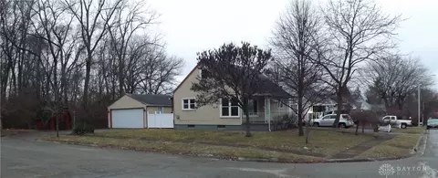 225 S Hayden Ave, Riverside, OH 45431
