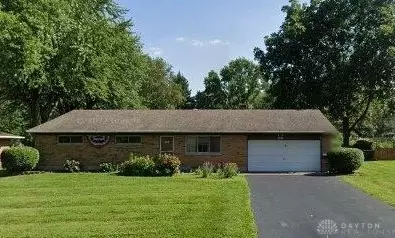 4233 Weller Dr, Bellbrook, OH 45305