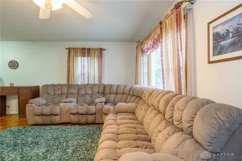 699 Shrine Rd, Springfield, OH 45504 photo 5