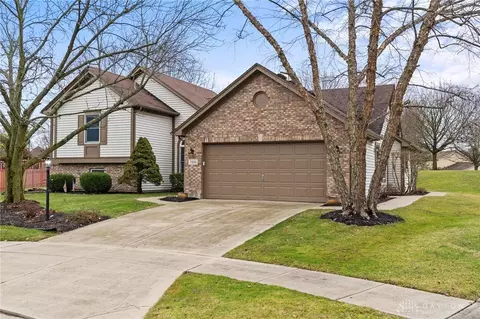 580 Breckenridge Way, Beavercreek, OH 45430