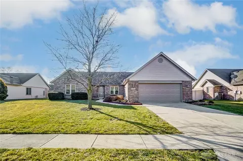 804 Plover Ln, Clayton, OH 45315