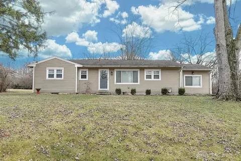 4200 Lisa Ln, Middletown, OH 45042