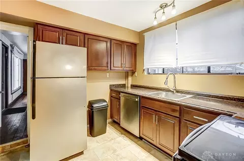 1315 Cloverfield Ave, Kettering, OH 45429 photo 33