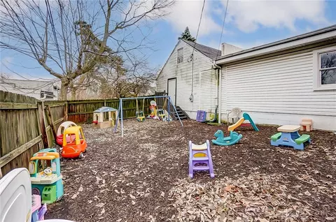 1315 Cloverfield Ave, Kettering, OH 45429 photo 24