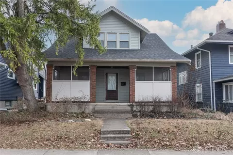 422 Irving Ave, Oakwood, OH 45409