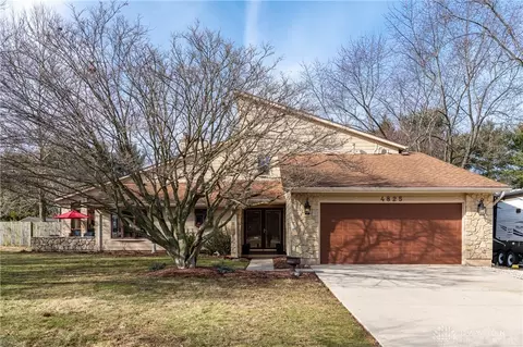 4825 Horseman Dr, Fairborn, OH 45324