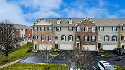 9408 Tahoe Dr, Washington Township, OH 45458