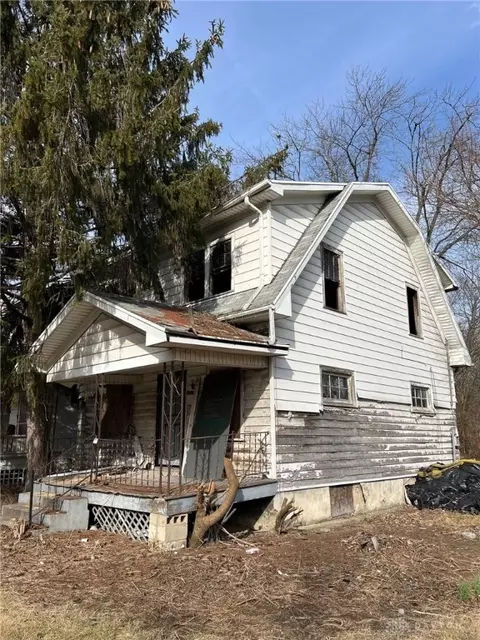 1717 W Riverview Ave, Dayton, OH 45402