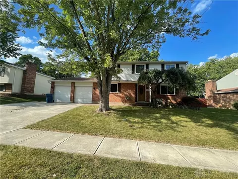 4045 Baronsmere Ct, Dayton, OH 45415