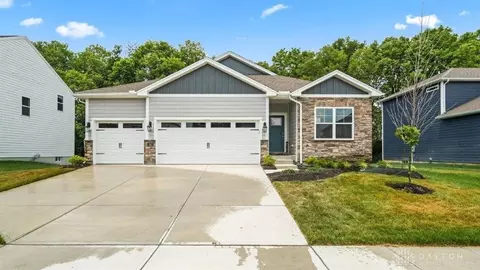7927 Parsley Pl, Clayton, OH 45315