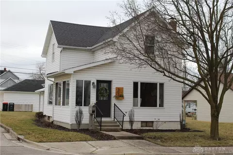 302 W Main St, Versailles, OH 45380