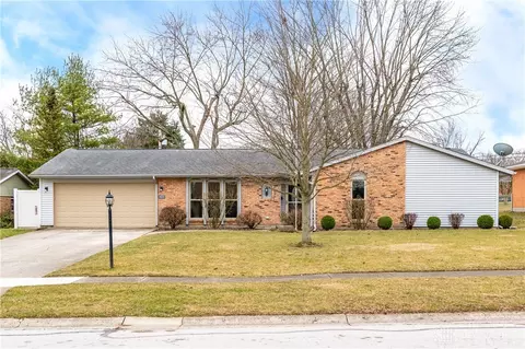423 E Robinwood St, Sidney, OH 45365 photo 2