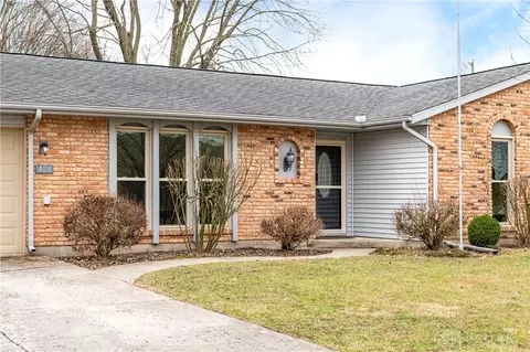 423 E Robinwood St, Sidney, OH 45365 photo 4