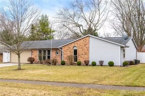 423 E Robinwood St, Sidney, OH 45365 photo 3